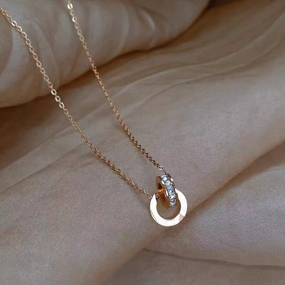 Interlocking zircon necklace girl - Picture 1 of 5